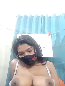 Snapshot of Tamanna490 chatting on 03/21/26, 04:32 Tamanna490 online show from 03/21/26, 04:32