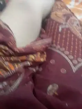 hotnaughty-bhavi online show from 11/28/25, 10:51