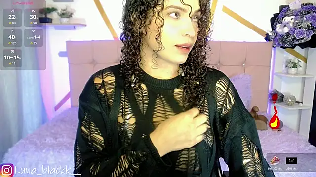 Luna blackk online show from 11/25/25, 09:04