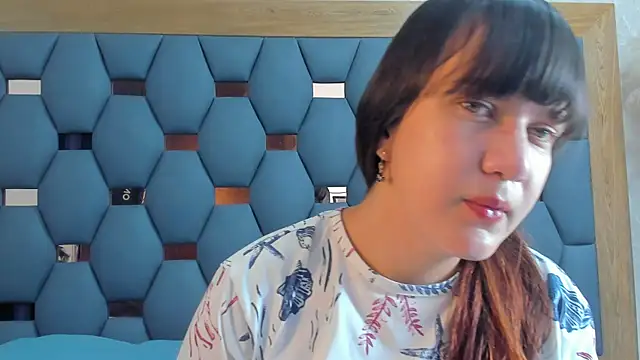 juliette pretty  online show from 09/12/25, 07:14