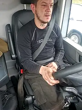 Snapshot of Marsoupilamiiii chatting on 03/24/26, 07:35 Marsoupilamiiii online show from 03/24/26, 07:35