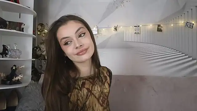 Snapshot of EvoletteLouLou chatting on 11/24/25, 04:40 EvoletteLouLou online show from 11/24/25, 04:40