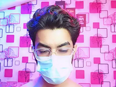 ChiseledCharm online show from 10/26/25, 07:42