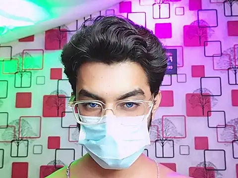 ChiseledCharm online show from 10/29/25, 06:53