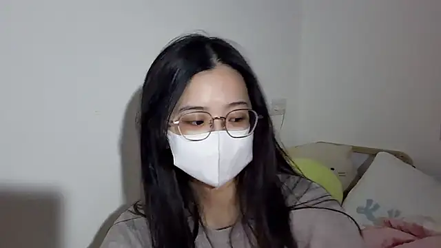 Snapshot of LHeart chatting on 01/15/26, 02:32 LHeart online show from 01/15/26, 02:32