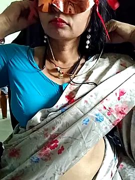 Snapshot of sesiteluguammayi chatting on 07/19/26, 02:15 sesiteluguammayi online show from 07/19/26, 02:15