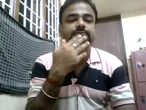 sree4143 online show from 10/06/25, 04:48