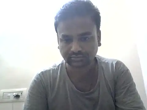 sree4143 online show from 10/09/25, 05:33