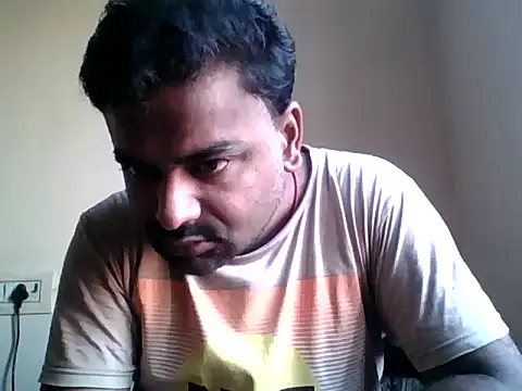 sree4143 online show from 10/12/25, 01:37