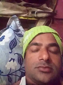 sree4143 online show from 11/07/25, 08:47