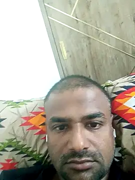 sree4143 online show from 11/14/25, 10:36