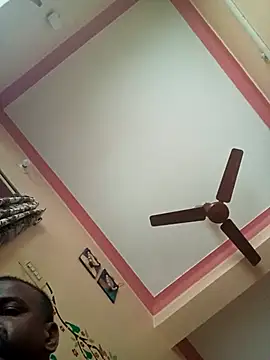 sree4143 online show from 11/17/25, 09:48