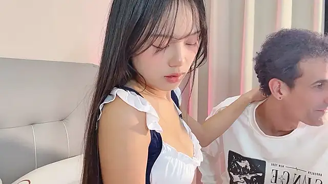 19cmfuck18girl online show from 11/05/25, 04:18