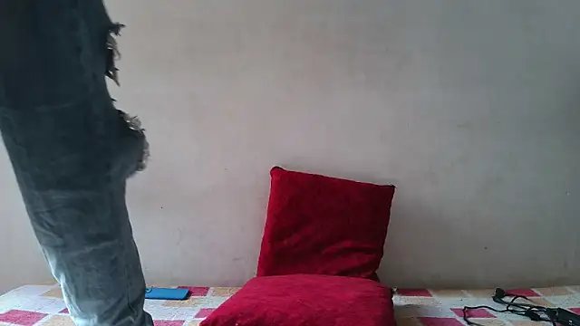 Snapshot of andrewcoopper1 chatting on 03/21/26, 04:10 andrewcoopper1 online show from 03/21/26, 04:10