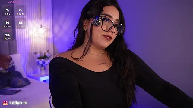 KatlynRous online show from 05/01/26, 11:48
