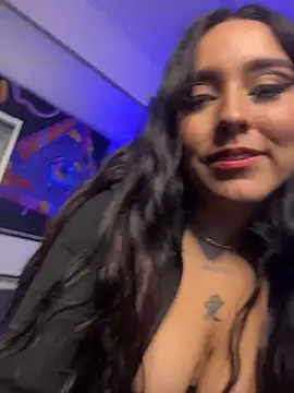 KatlynRous online show from 06/12/26, 05:23