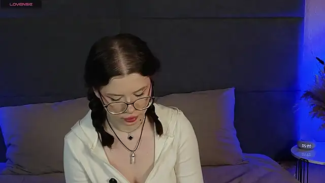 RianaRey online show from 06/05/26, 06:20
