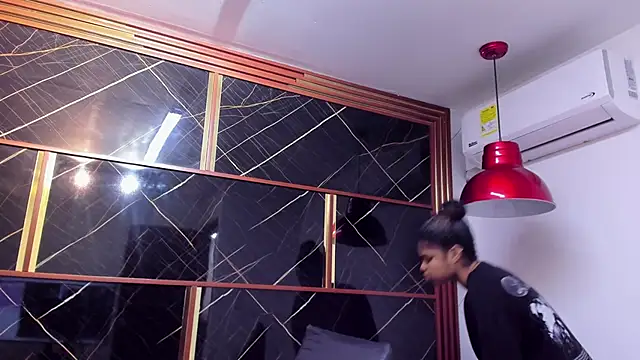 HannyThompson online show from 10/11/25, 12:26