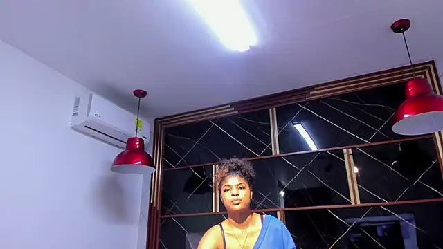 HannyThompson online show from 10/30/25, 12:17