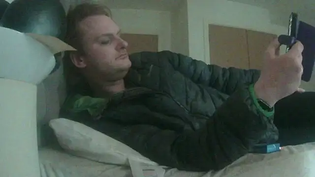avamaxwell online show from 06/08/26, 04:07