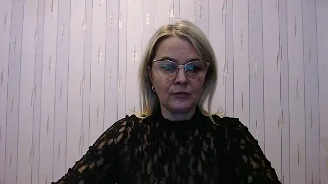EleanoraDream online show from 10/15/25, 05:46