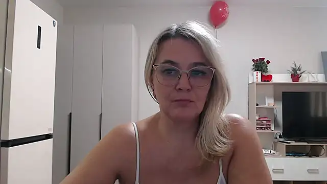 EleanoraDream online show from 03/15/26, 12:33