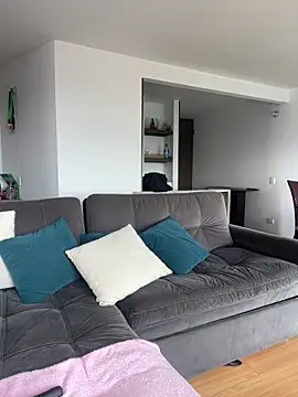 Nova Gabriela online show from 11/12/25, 03:01