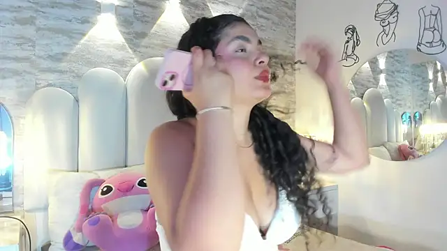 Yassy vazquez online show from 11/20/25, 07:35