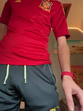 Snapshot of funlad245 chatting on 11/12/25, 11:32 funlad245 online show from 11/12/25, 11:32