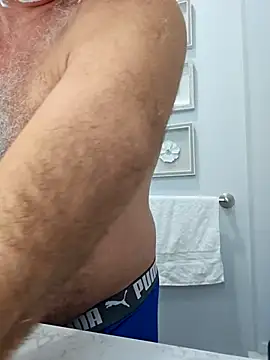 Snapshot of cubanitofeliz40 chatting on 01/08/26, 10:17 cubanitofeliz40 online show from 01/08/26, 10:17