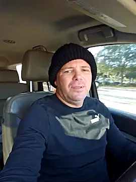 Snapshot of cubanitofeliz40 chatting on 02/06/26, 01:25 cubanitofeliz40 online show from 02/06/26, 01:25