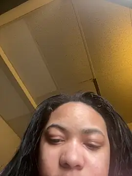 nuttybutter999999 online show from 03/04/26, 10:16