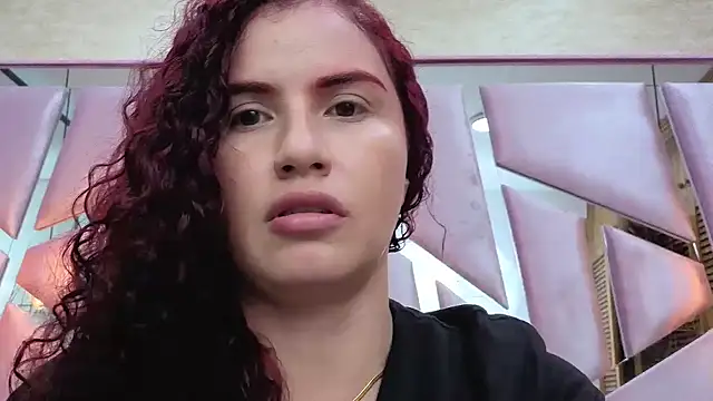 Snapshot of ThaliaCross chatting on 03/04/26, 07:42 ThaliaCross online show from 03/04/26, 07:42