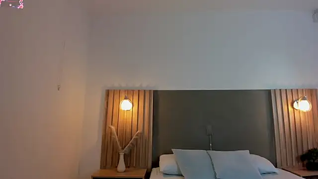 emma fhox online show from 10/16/25, 02:23