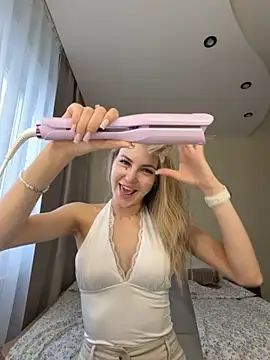 YungTessa online show from 06/19/26, 02:32