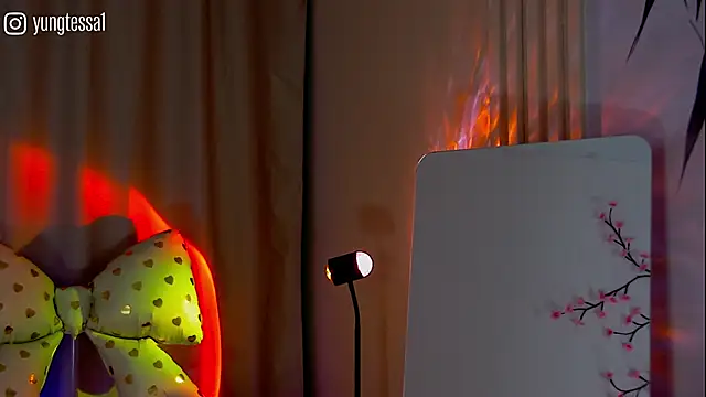 YungTessa online show from 06/21/26, 05:59