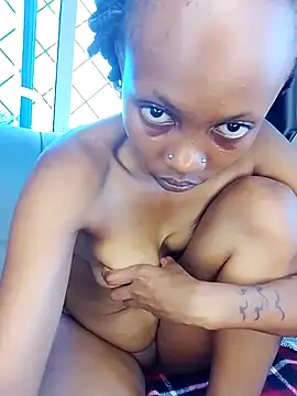 SeffieLucy online show from 11/14/25, 09:30