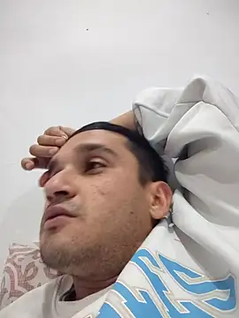 Snapshot of DOEBUY66 chatting on 09/18/25, 01:51 DOEBUY66 online show from 09/18/25, 01:51