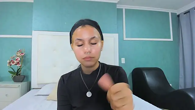 ania gomez online show from 12/18/25, 09:10