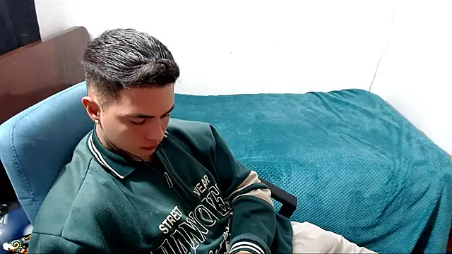 santii ss online show from 09/20/25, 12:11