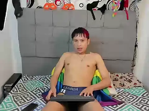 Snapshot of jake_hott1 chatting on 09/30/25, 12:32 jake hott1 online show from 09/30/25, 12:32