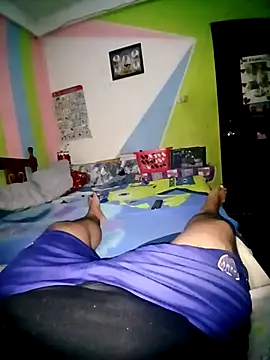 Snapshot of JesVel chatting on 10/04/25, 11:36 JesVel online show from 10/04/25, 11:36