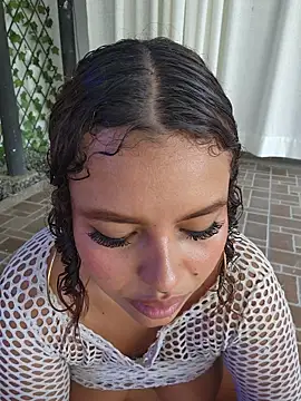 Yessica Lopezz online show from 05/31/26, 02:02