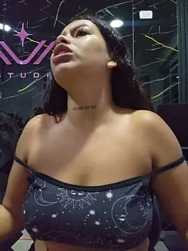Yessica Lopezz online show from 06/16/26, 11:46