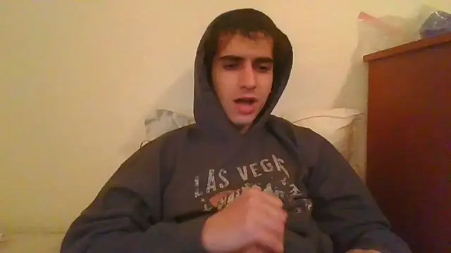 Snapshot of foxyboyy chatting on 01/19/26, 09:02 foxyboyy online show from 01/19/26, 09:02