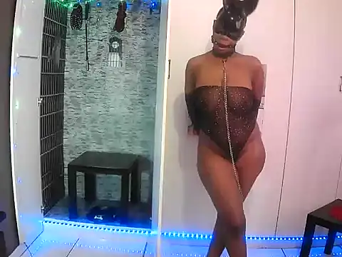 Snapshot of BaDSubMiss chatting on 02/20/26, 06:26 BaDSubMiss online show from 02/20/26, 06:26