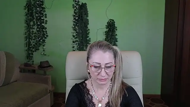 Habibi Honeyy online show from 11/07/25, 04:56