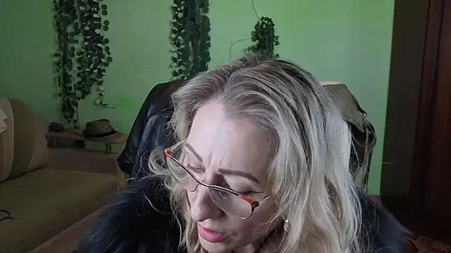 Habibi Honeyy online show from 12/05/25, 10:57