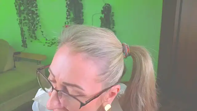 Habibi Honeyy online show from 06/21/26, 01:46