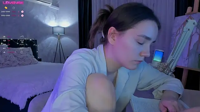 Snapshot of sweete_chantal chatting on 11/25/25, 05:13 sweete chantal online show from 11/25/25, 05:13